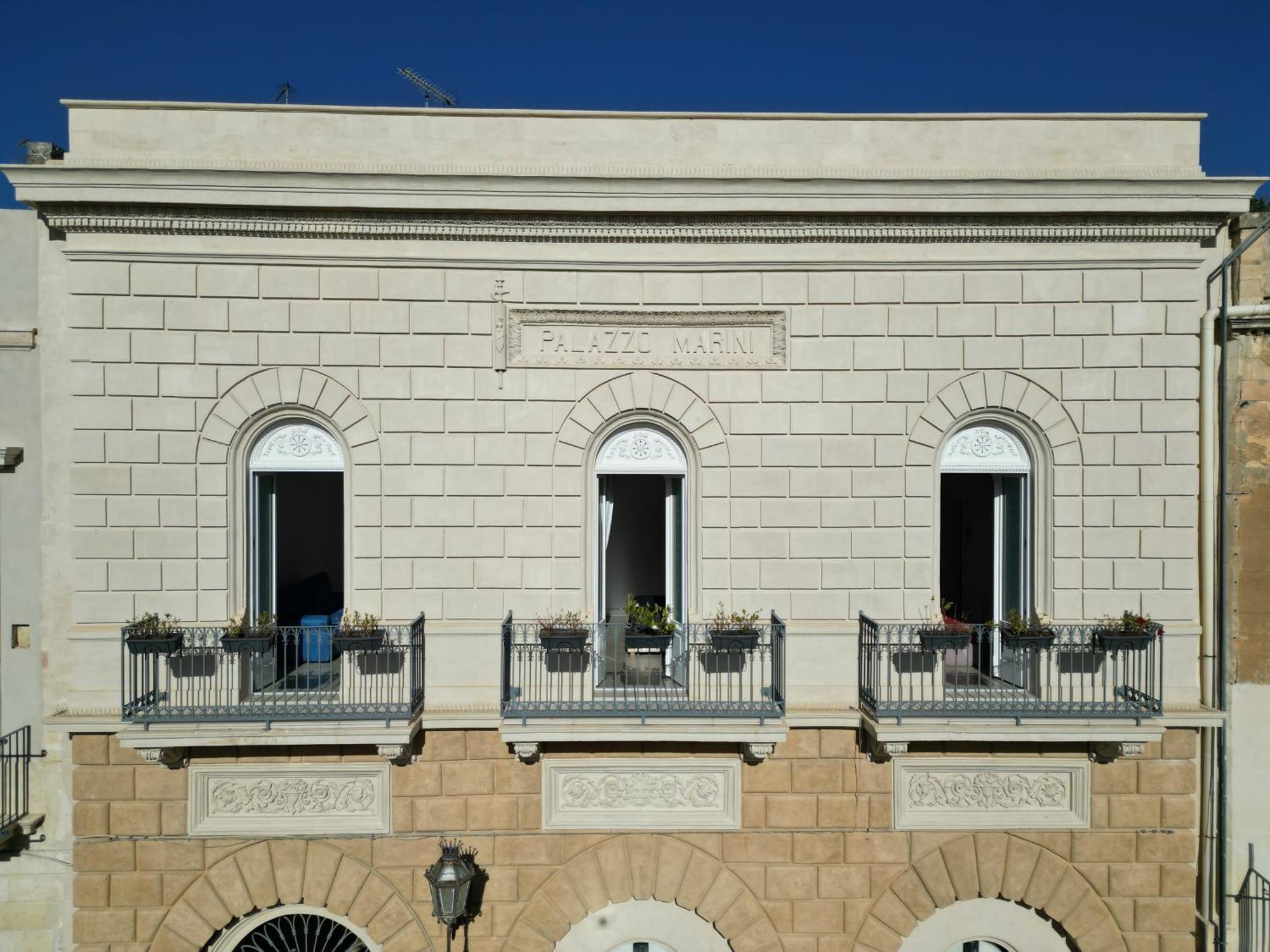 Palazzo Marini B&B Di Charme Lecce Exteriör bild